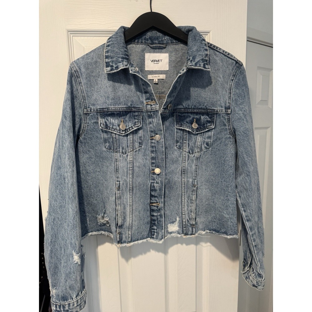 Vermet California Denim Jacket. 100% Cotton. Size Large. Excellent Condition